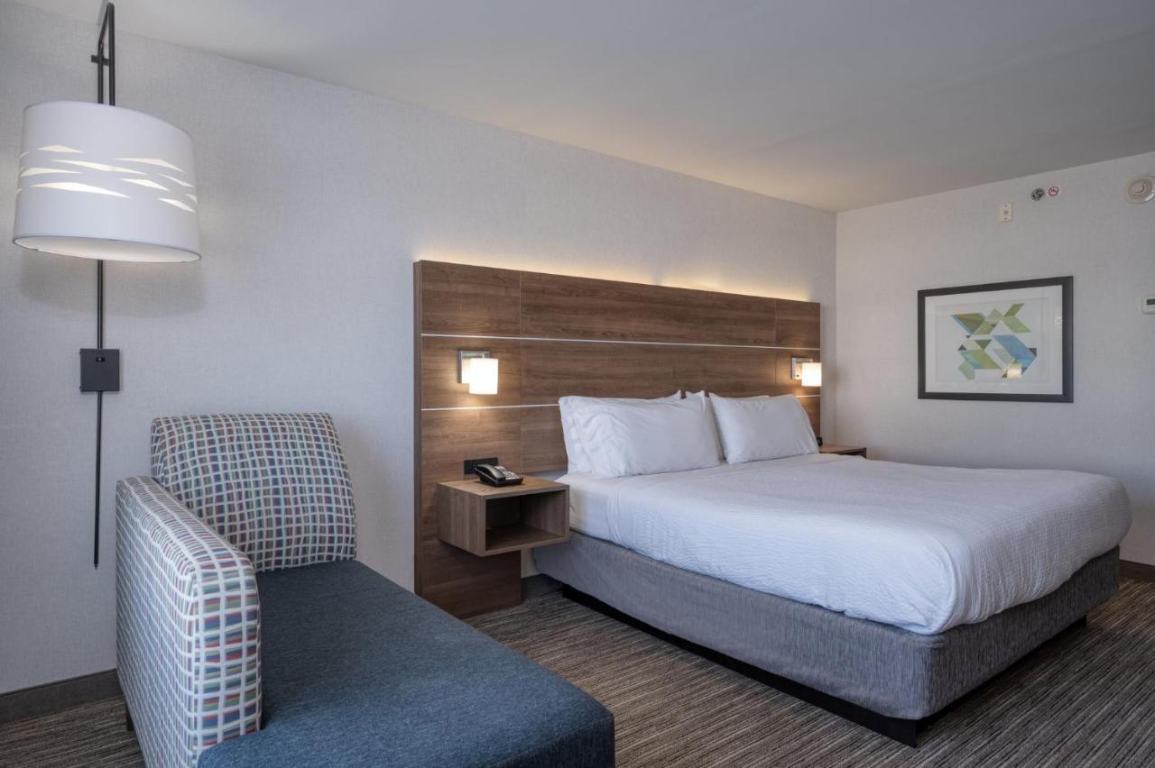 Holiday Inn Express Radcliff Fort Knox By Ihg Exterior foto