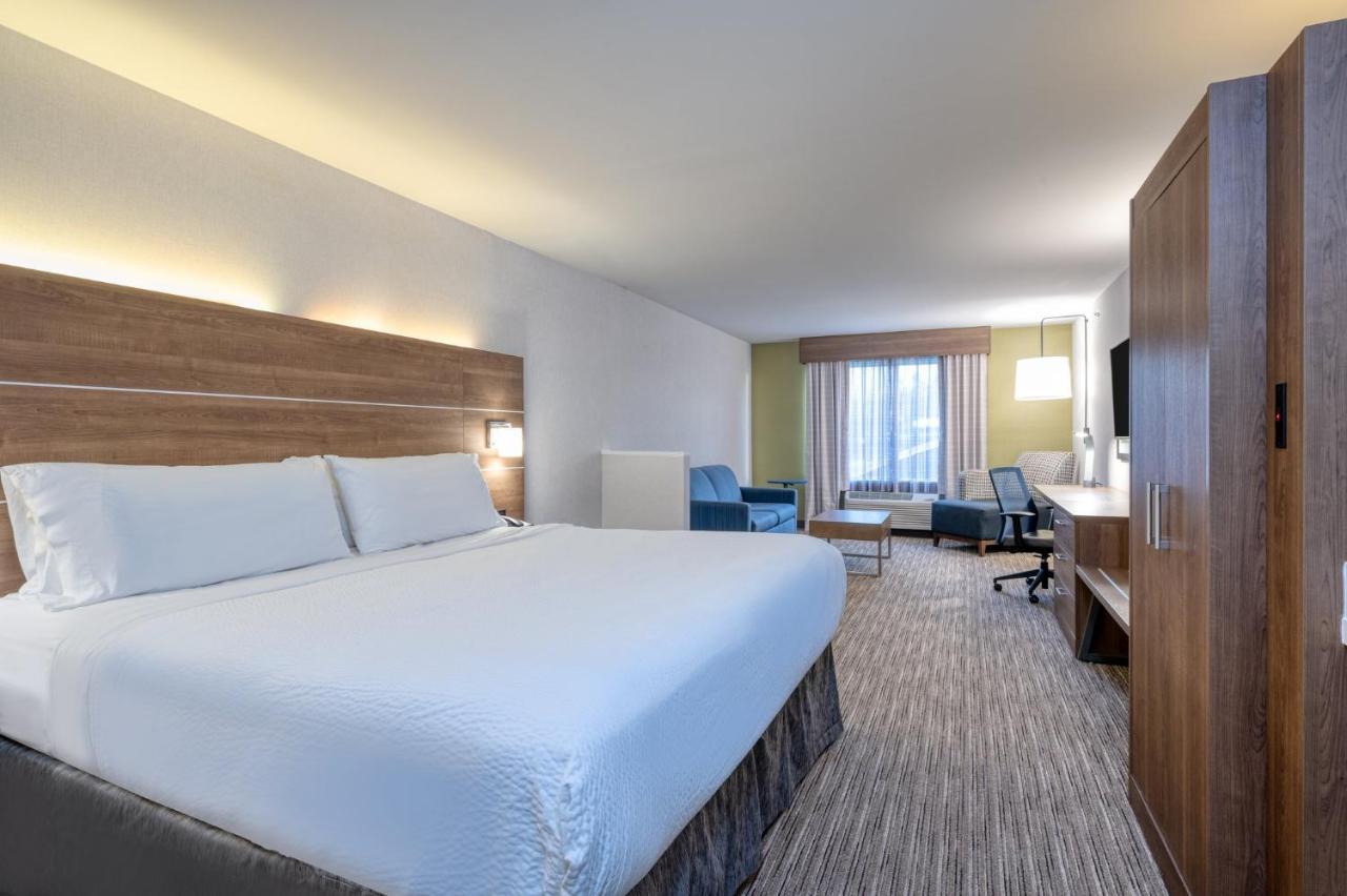Holiday Inn Express Radcliff Fort Knox By Ihg Exterior foto